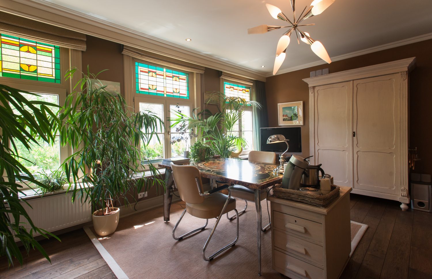 Rode verdieping 1 (Bed & Breakfast De Lachende Engel)